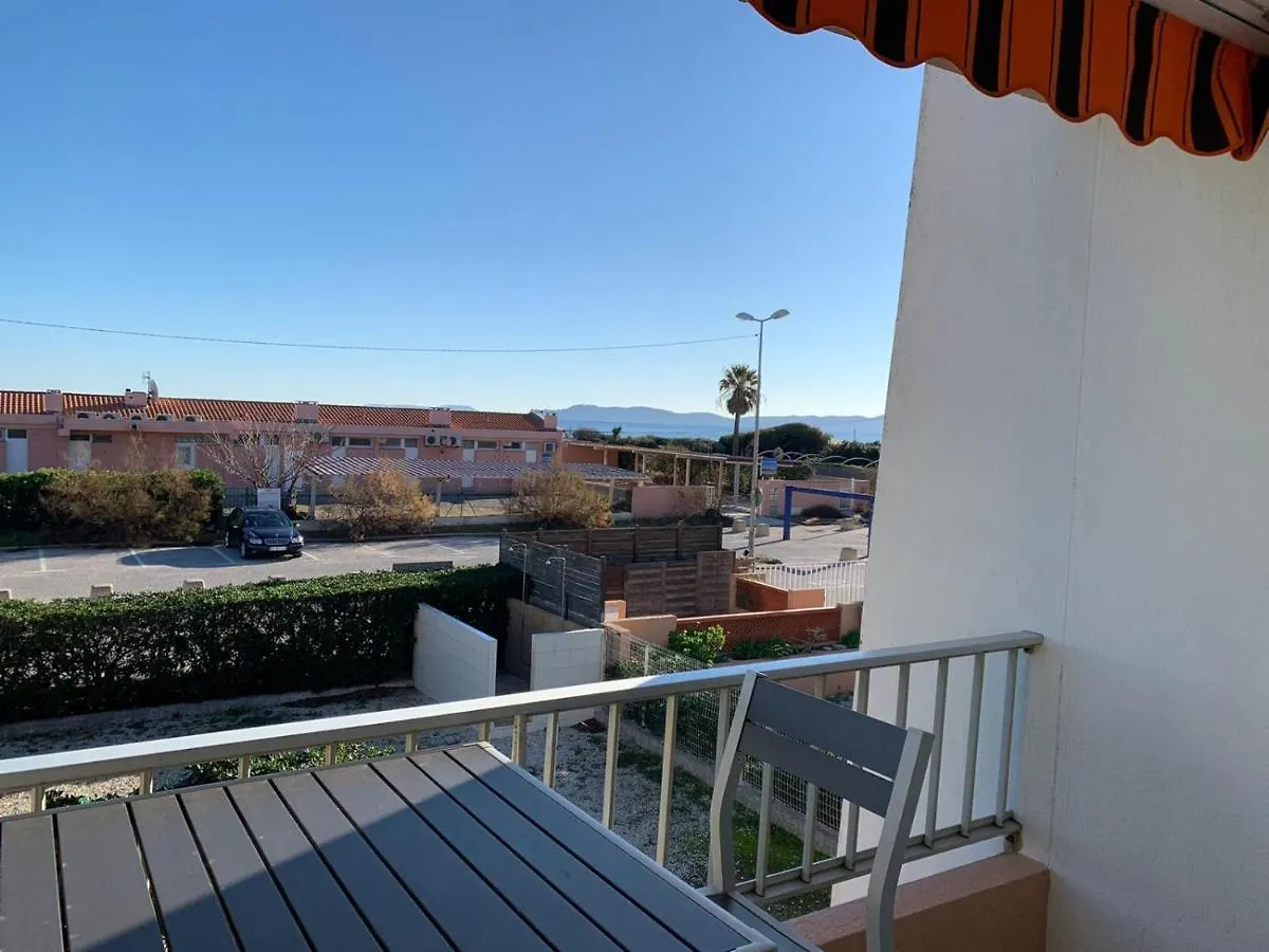 T2 Hyeres La Bergerie Vue Mer 50 M De La Plage France